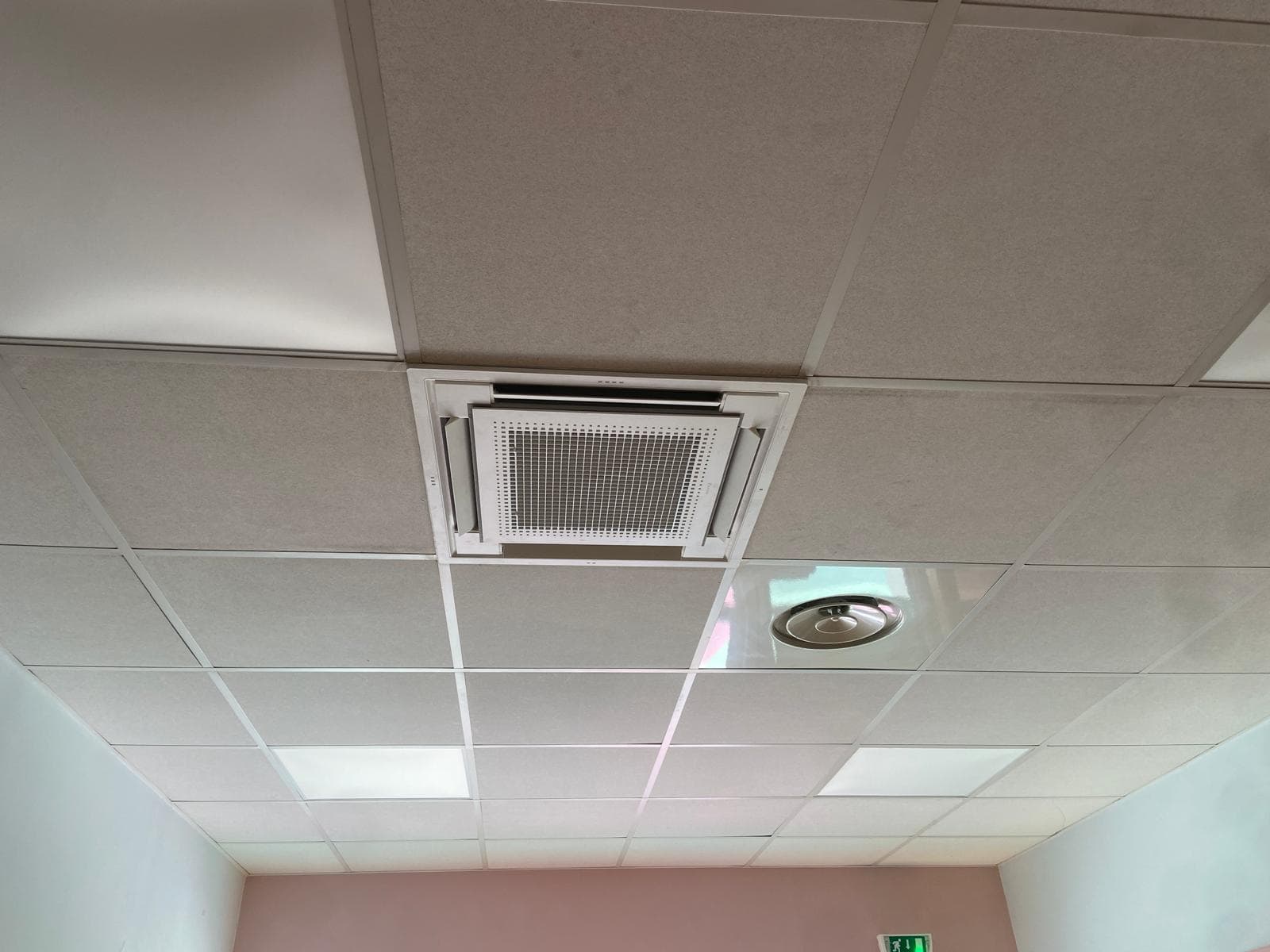 Installation climatisation gainable hôtel